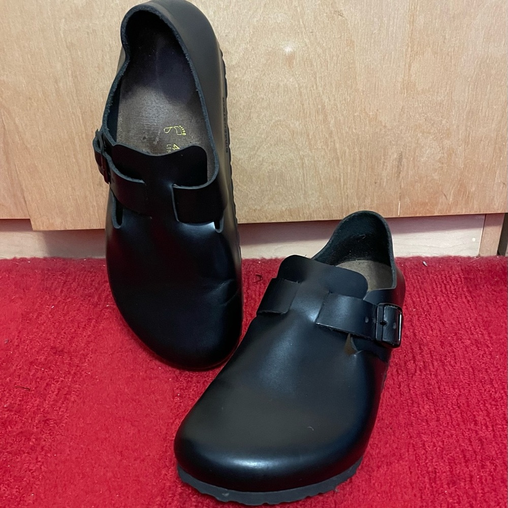 Rare Authentic Birkenstock LONDON black leather clogs Men 8US Women 10US